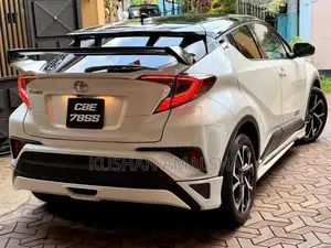 Toyota CHR 2018 SUV (Used)