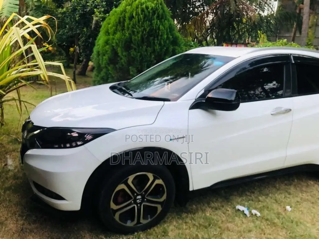 Honda Vezel 2014 SUV (Used)