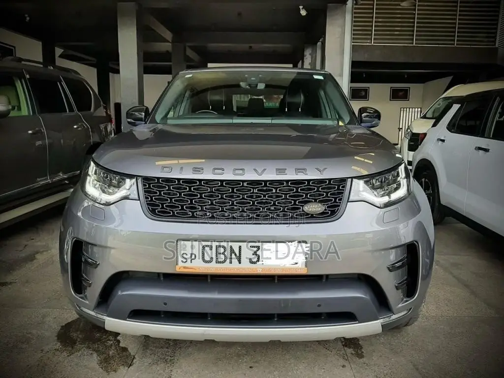 Range-Rover Discovery 2019 SUV (Used)