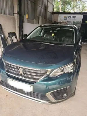 Peugeot 5008 2018 SUV (Used)