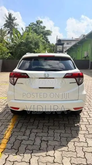 Honda Vezel 2016 SUV (Used)