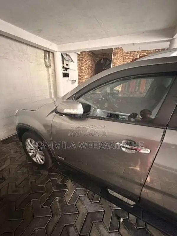 Kia Sorento 2012 SUV (Used)