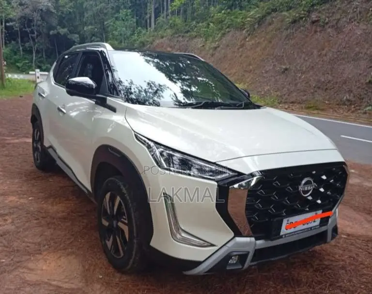 Nissan Magnite 2025 SUV (Used)