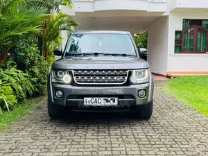 Land-Rover Discovery 4 2014 SUV (Used)