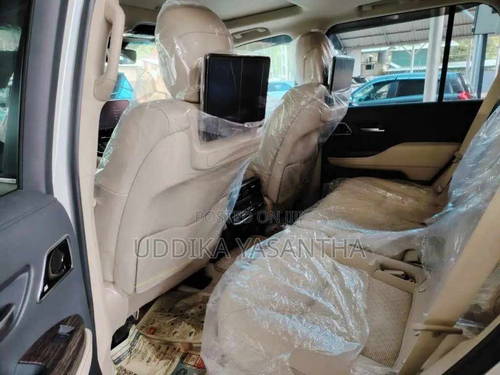 Toyota Lc 300 2025 SUV (Used)