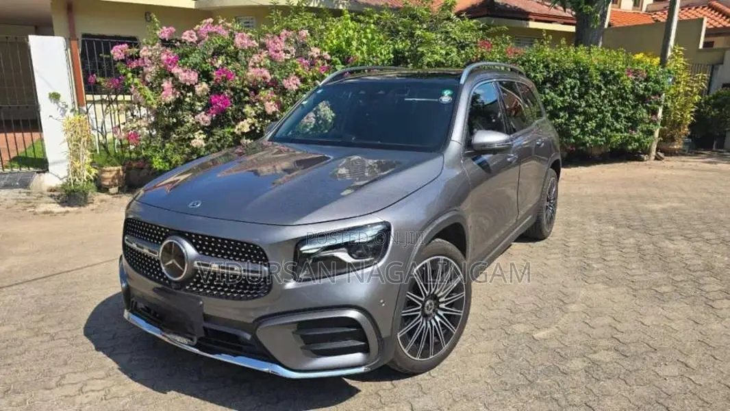 Mercedes-Benz GLB 2024 SUV (Used)