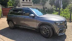 Mercedes-Benz GLB 2024 SUV (Used)