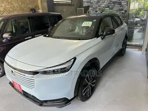 Honda Vezel Z Play Moon Roof 2026 SUV Brand New