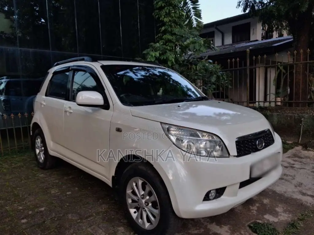Daihatsu Terios 2011 SUV (Used)