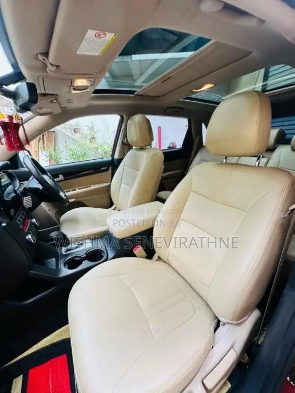 Kia Sorento 2011 SUV (Used)