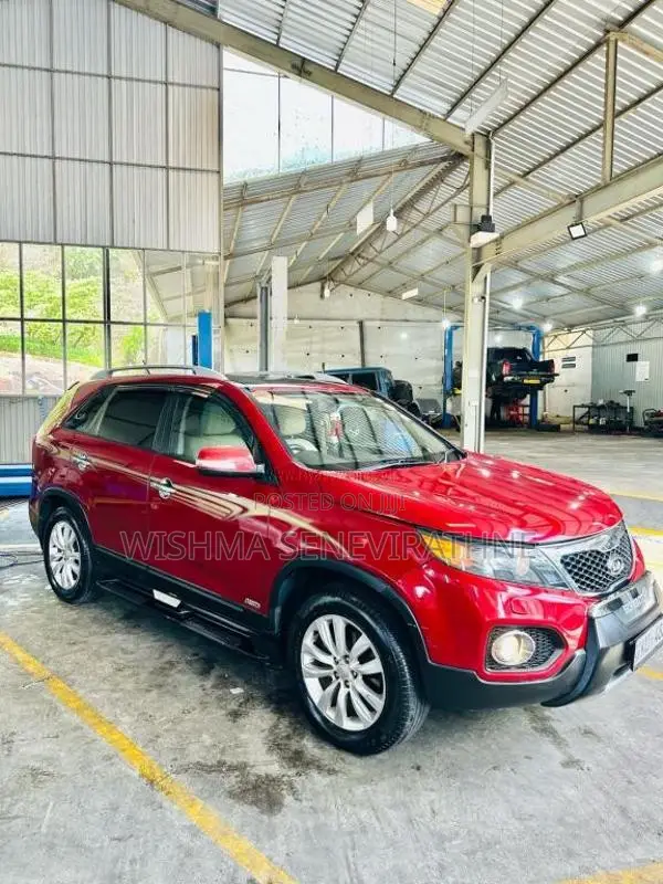 Kia Sorento 2011 SUV (Used)