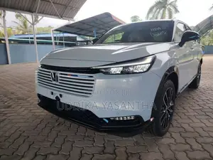 Honda Vezel Z Play 2025 SUV Unregistered (Recondition)