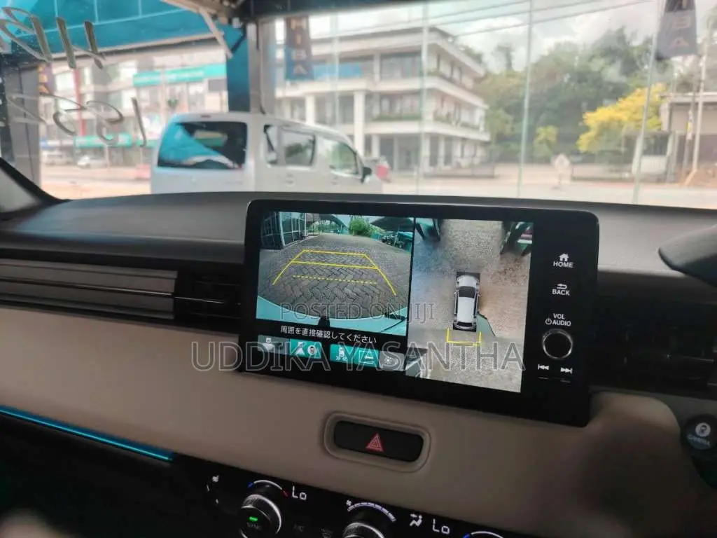 Honda Vezel Z Play 2025 SUV Unregistered (Recondition)