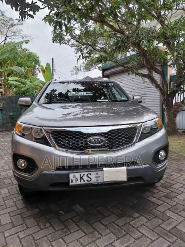 Kia Sorento 2011 SUV (Used)