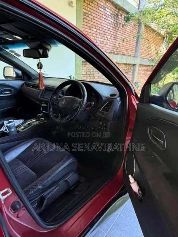 Honda Vezel RS 2018 SUV (Used)