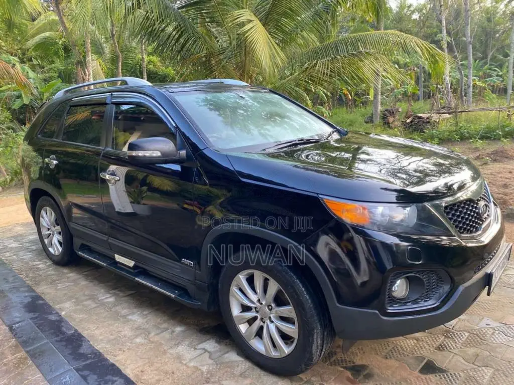 Kia Sorento 2011 SUV (Used)