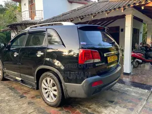 Kia Sorento 2011 SUV (Used)