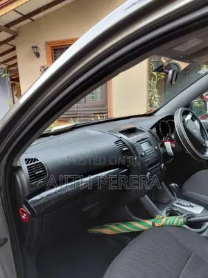Kia Sorento 2011 SUV (Used)