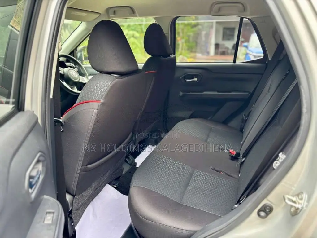 Toyota Raize 2022 SUV (Used)