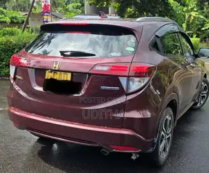 Honda Vezel Orange Pack 2014 SUV (Used)