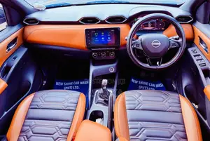 Nissan Magnite TEKNA PLUS EZ-SHIFT 2025 SUV (Used)