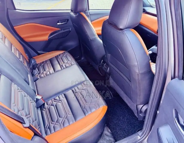 Nissan Magnite TEKNA PLUS EZ-SHIFT 2025 SUV (Used)