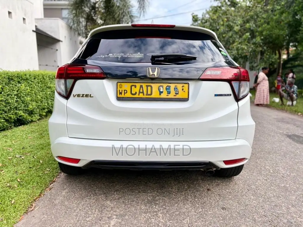 Honda Vezel 2014 SUV (Used)