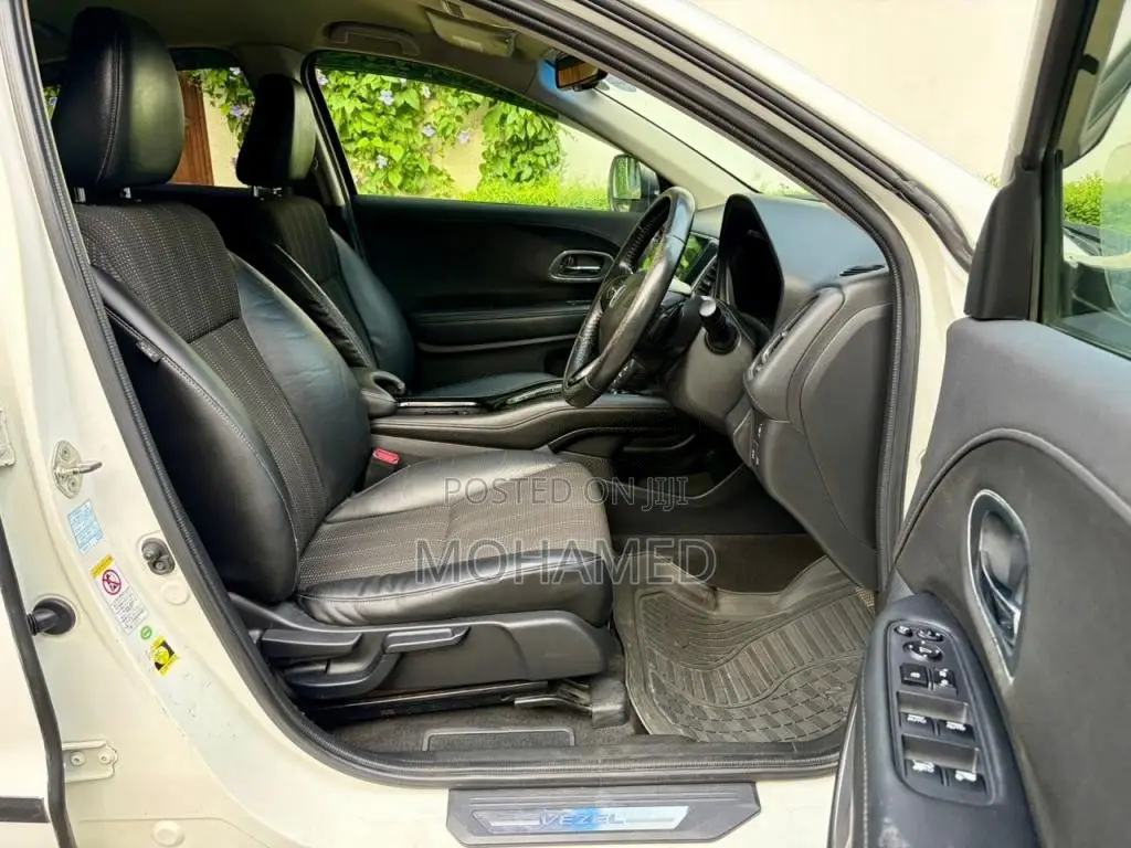 Honda Vezel 2014 SUV (Used)