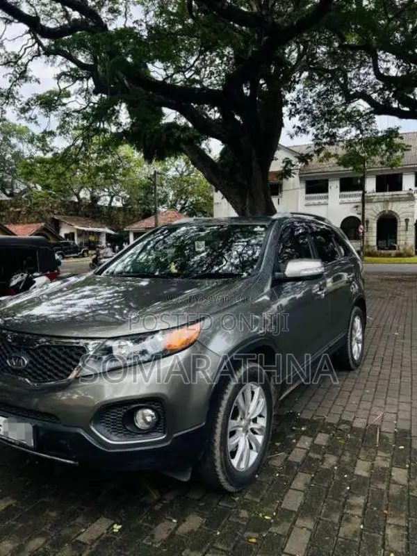 Kia Sorento 2011 SUV (Used)