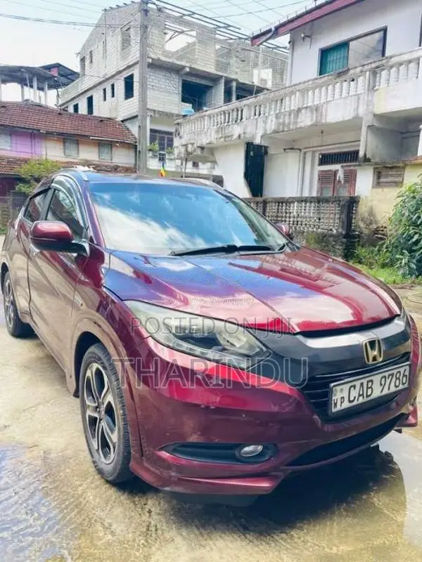 Honda Vezel 2014 SUV (Used)