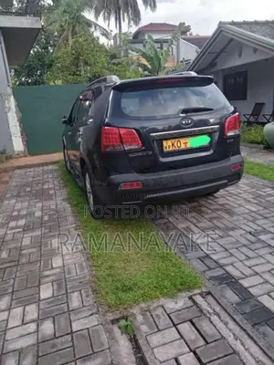 Kia Sorento 2011 SUV (Used)