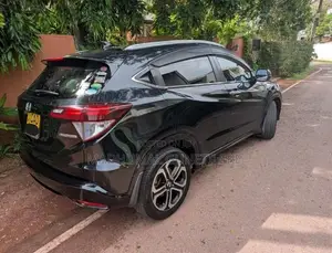 Honda Vezel 2015 SUV (Used)