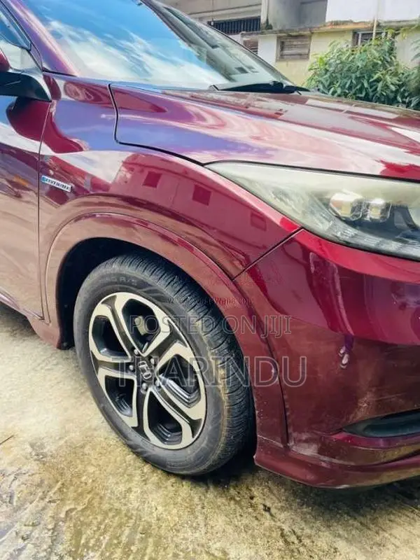 Honda Vezel 2014 SUV (Used)