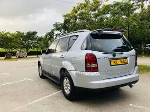 Micro Rexton 2009 SUV (Used)