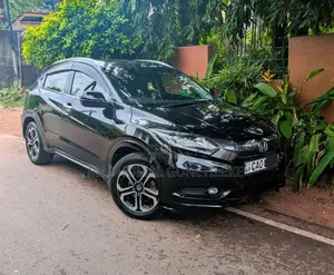 Honda Vezel 2015 SUV (Used)