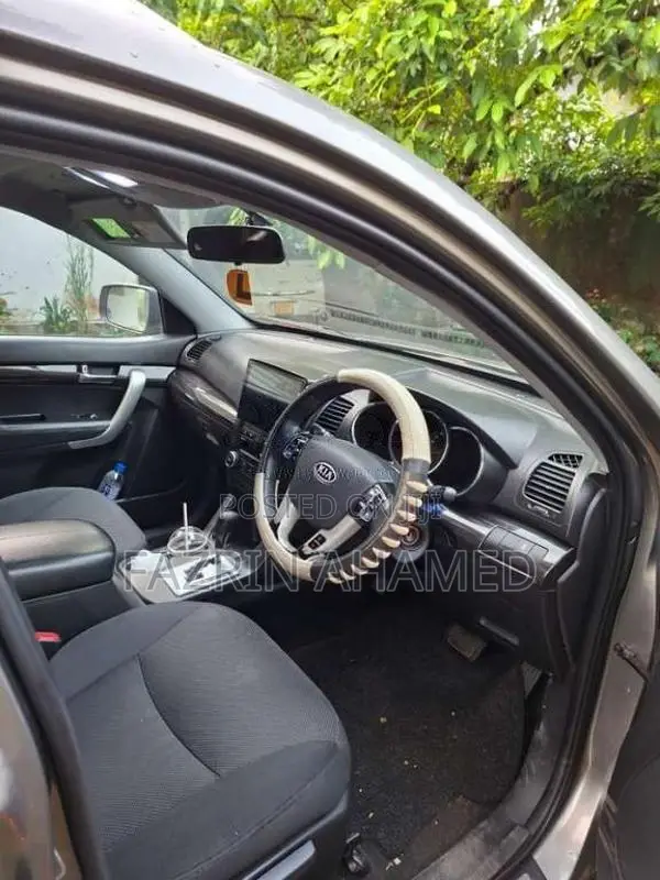 Kia Sorento 2011 SUV (Used)