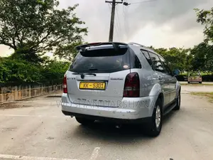 Micro Rexton 2009 SUV (Used)