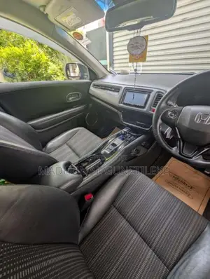 Honda Vezel 2015 SUV (Used)