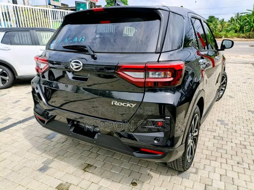 Daihatsu ROCKY G 2024 SUV Unregistered (Recondition)