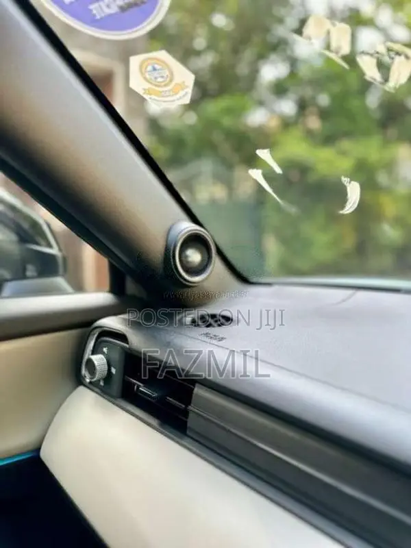Honda Vezel Z Play Moon Roof 2026 SUV Brand New
