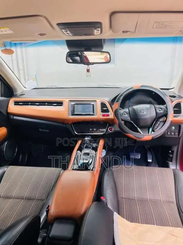 Honda Vezel 2014 SUV (Used)