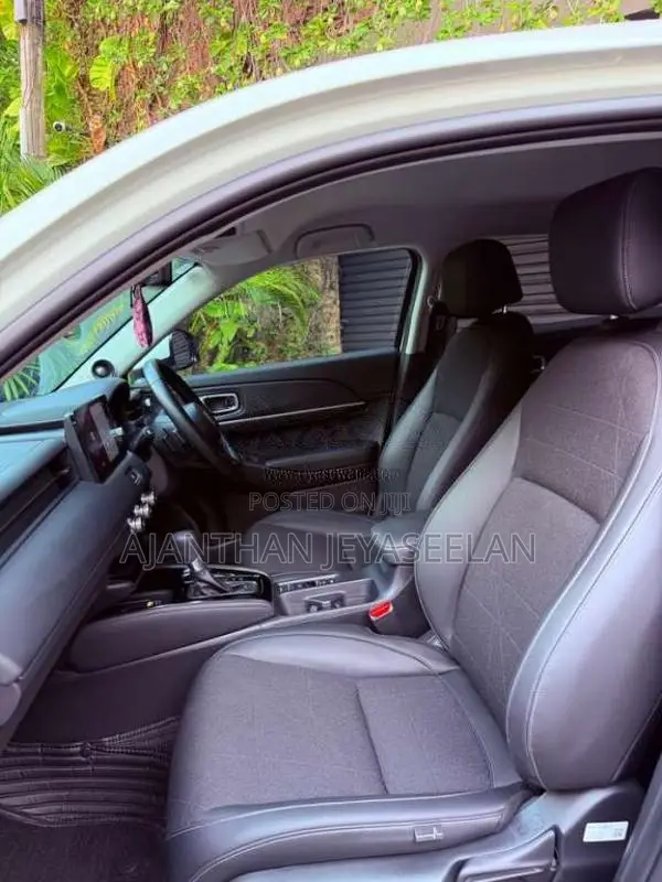 Honda Vezel 2024 SUV (Used)