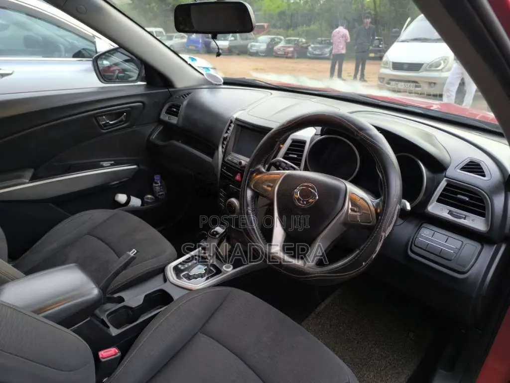 Micro Tivoli 2015 SUV (Used)