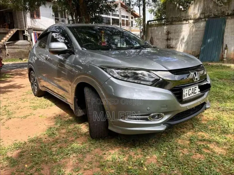 Honda Vezel 2014 SUV (Used)