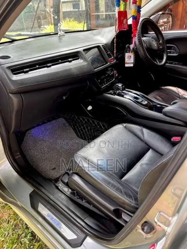 Honda Vezel 2014 SUV (Used)