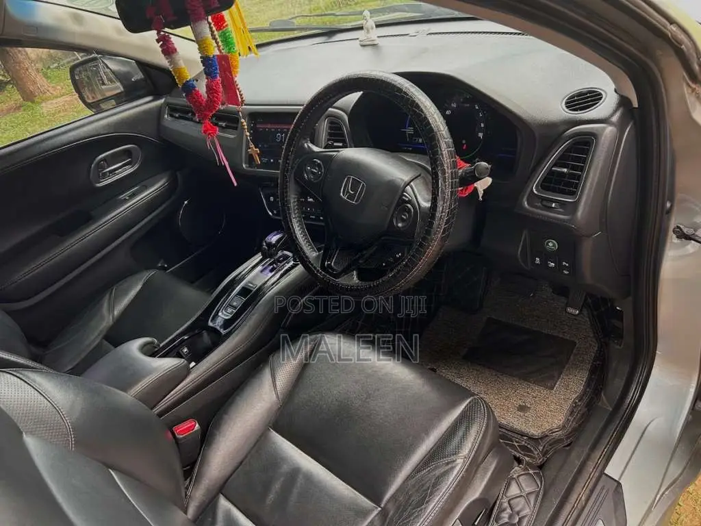 Honda Vezel 2014 SUV (Used)