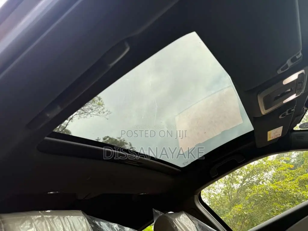 Honda Vezel Z Play 2024 SUV Unregistered (Recondition)