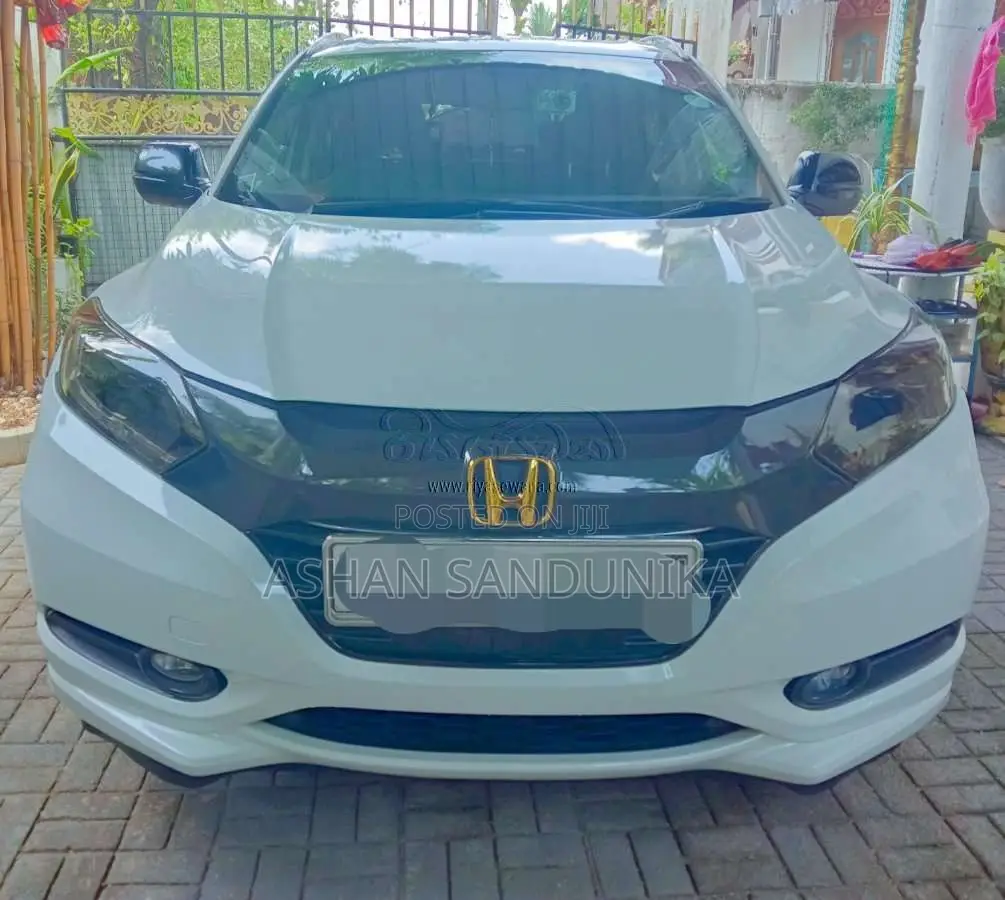 Honda Vezel 2014 SUV (Used)