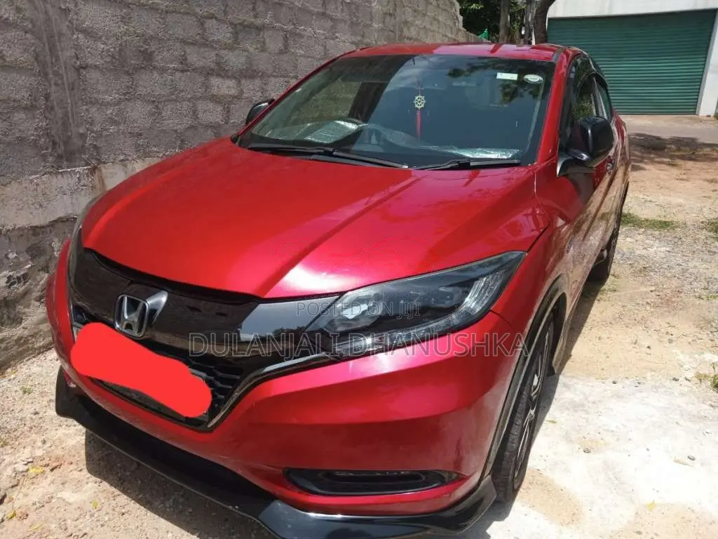 Honda Vezel Rs 2016 SUV (Used)