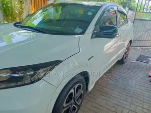 Honda Vezel 2014 SUV (Used)